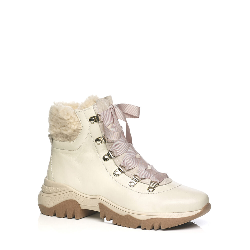 SOFTWAVES BOOTS WITH MONTAIN LOOK IN CREME