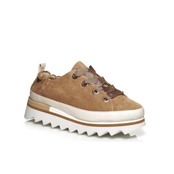 Softwaves Sneaker very soft and light in cognac
