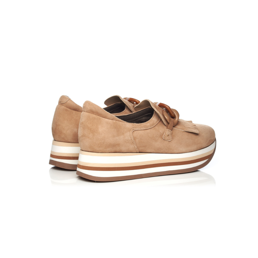 Softwaves platform sneaker in leather velour Camel with a trim same color, super comfortable